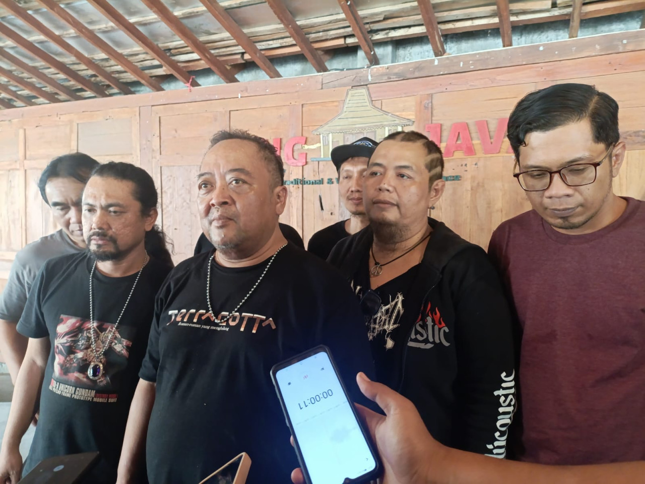 Band Power Metal, salah satu bintang tamu dalam Tulungagung Distorsi 2026. (Foto: Bramanta/jatimnow.com)