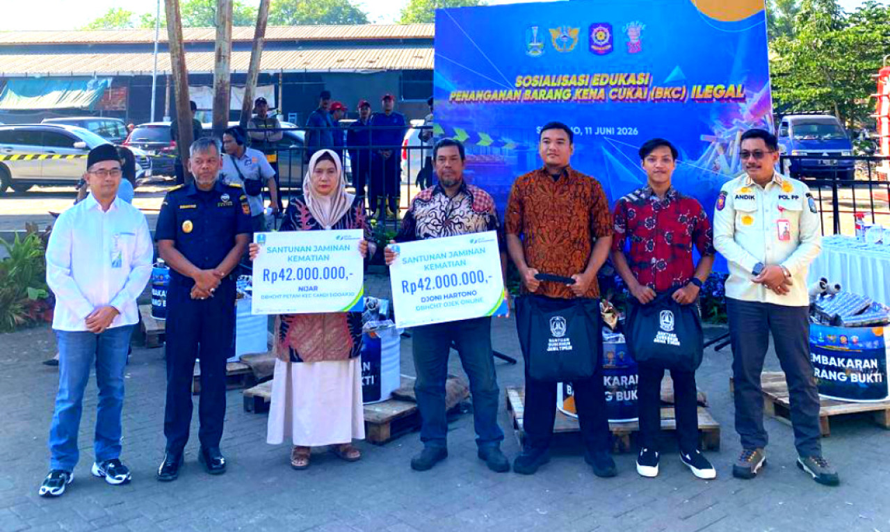 Ahli Waris Pekerja Rentan di Sidoarjo Terima Santunan JKM Rp42 Juta