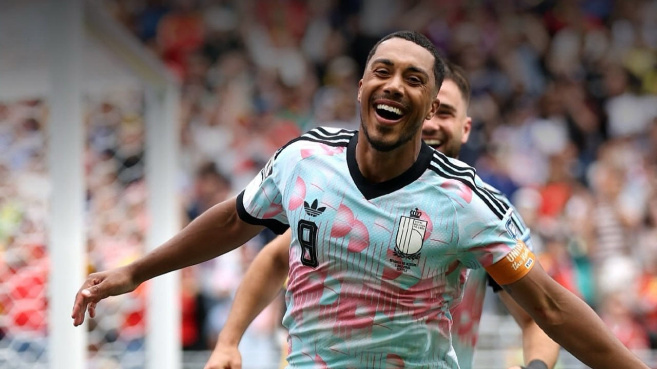Pemain Belgia  Youri Tielemans merayakan gol kemenangan. (Foto: instagram fifaworldcup)