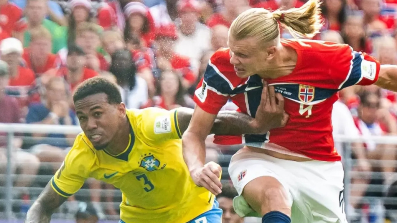 Striker Norwegia, Erling Haaland saat melawan Brasil. (Foto: instagram panditfootball)