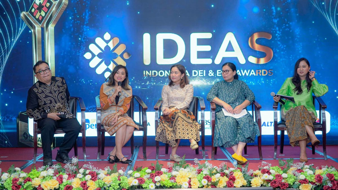 Fiona Sari Utami hadir sebagai pembicara dalam Conference Indonesia DEI & ESG Awards (IDEAS) 2026 di Jakarta, Kamis (9/6). (Foto: PTP Nonpetikemas for jatimnow.com)