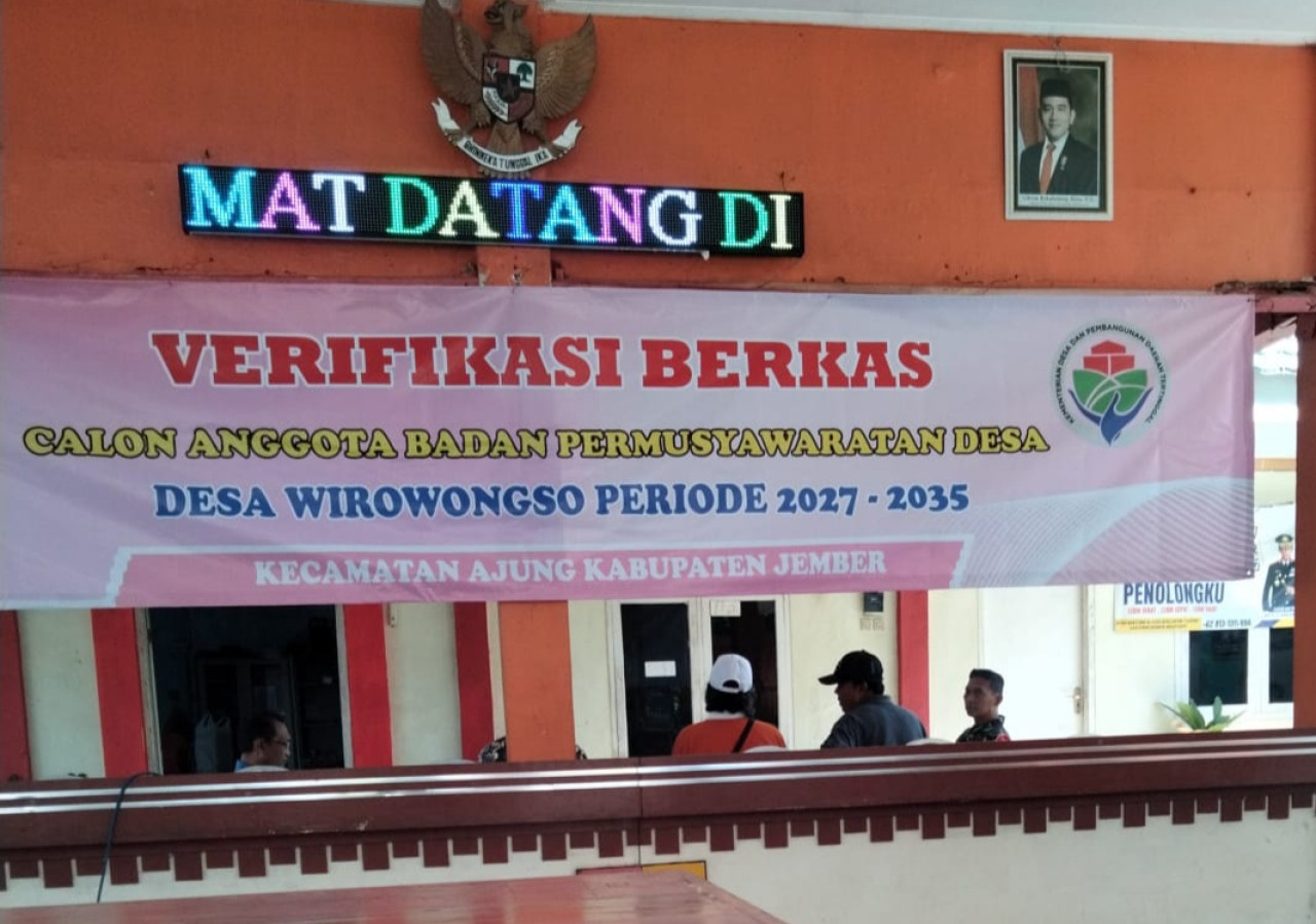 Verifikasi berkas calon BPD Desa Wirowongso, Kecamatan Ajung, Kabupaten Jember. (Foto: Istimewa)