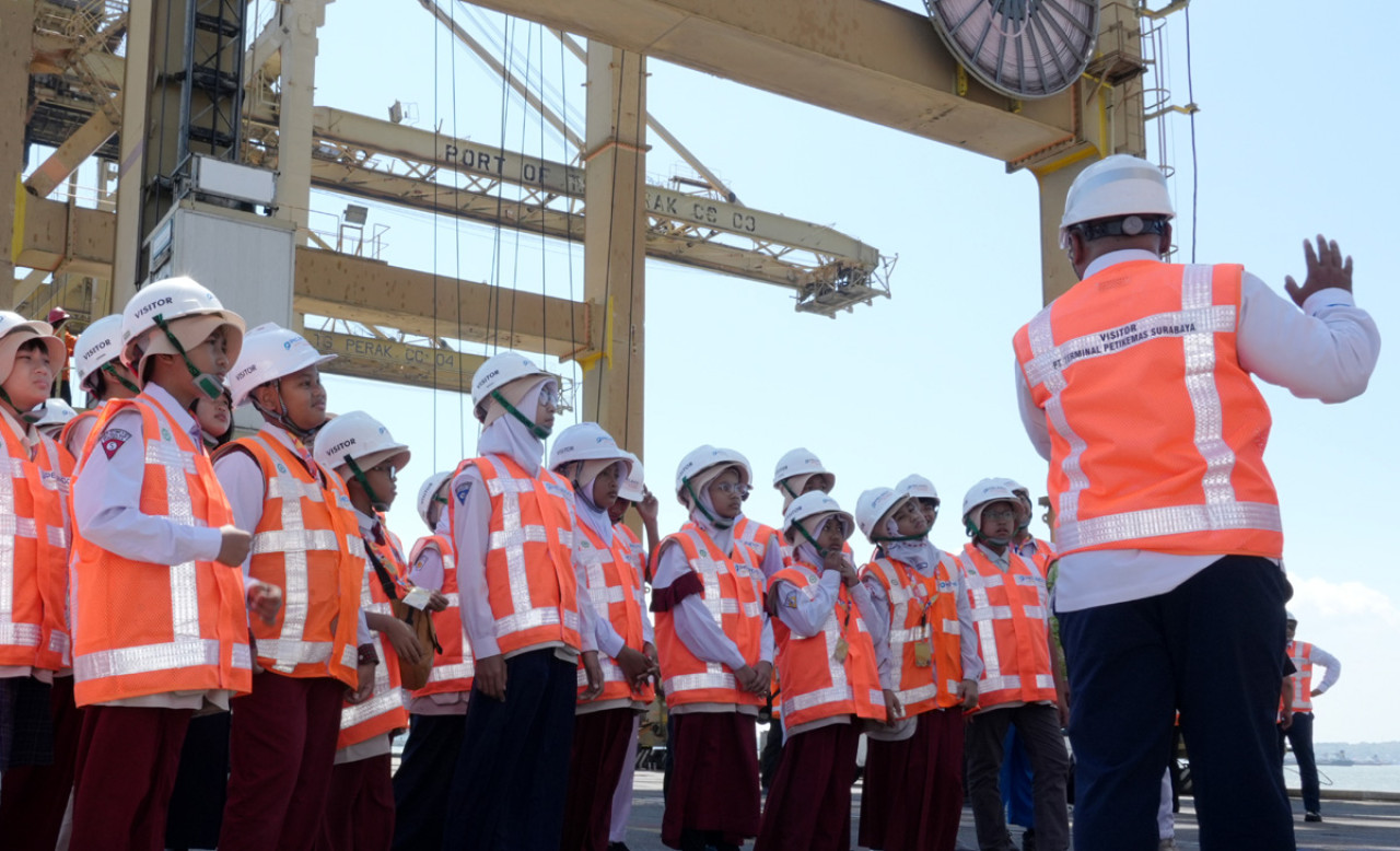 Portground Pelindo TPK Ajak Anak Kenal Pelabuhan dan Bahaya Narkoba