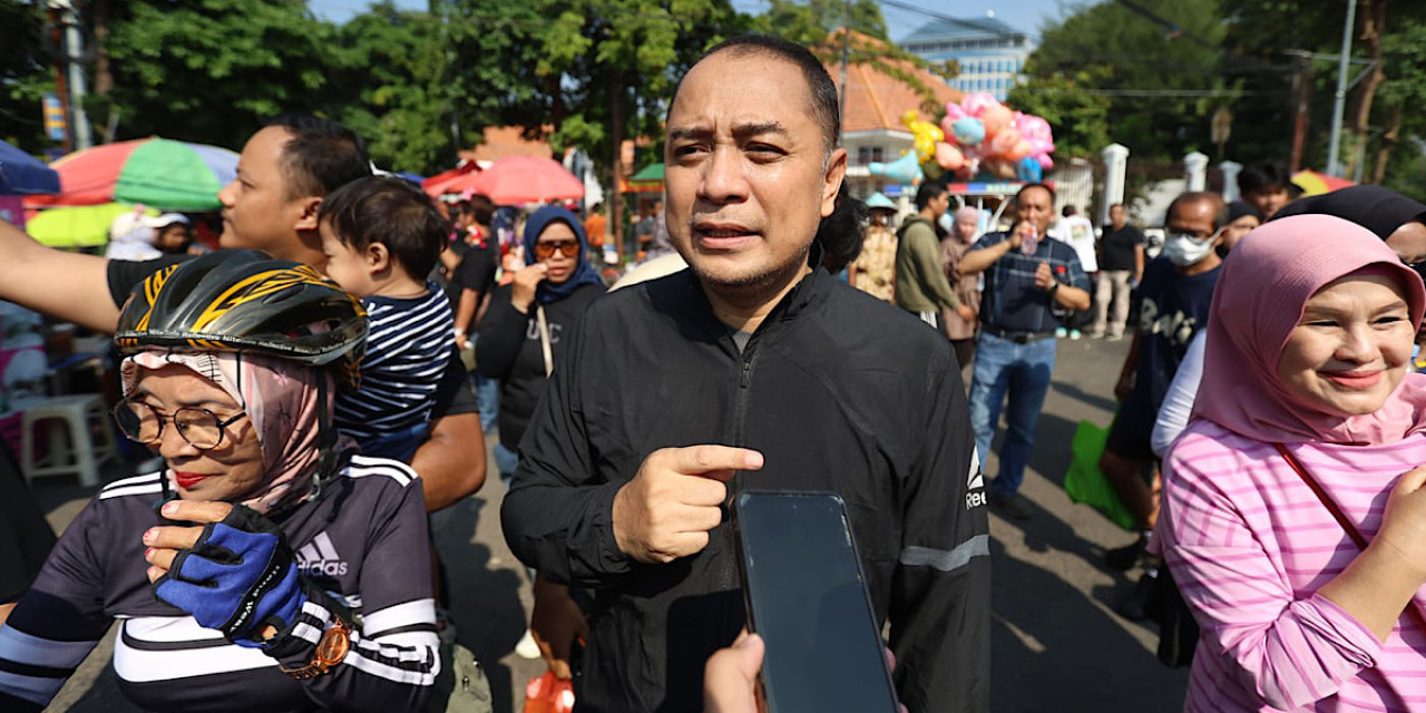 Wali Kota Surabaya Eri Cahyadi Telusuri Dugaan Pungli PKL di Taman Bungkul