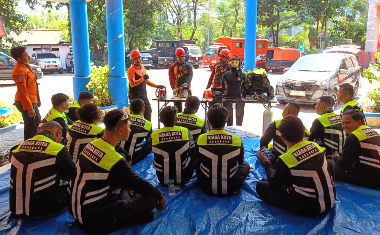 Sebanyak 20 relawan mengikuti pelatihan yang digelar di Selasar Mako BPBD Kota Surabaya. (Foto: Siaga Kota for jatimnow.com)