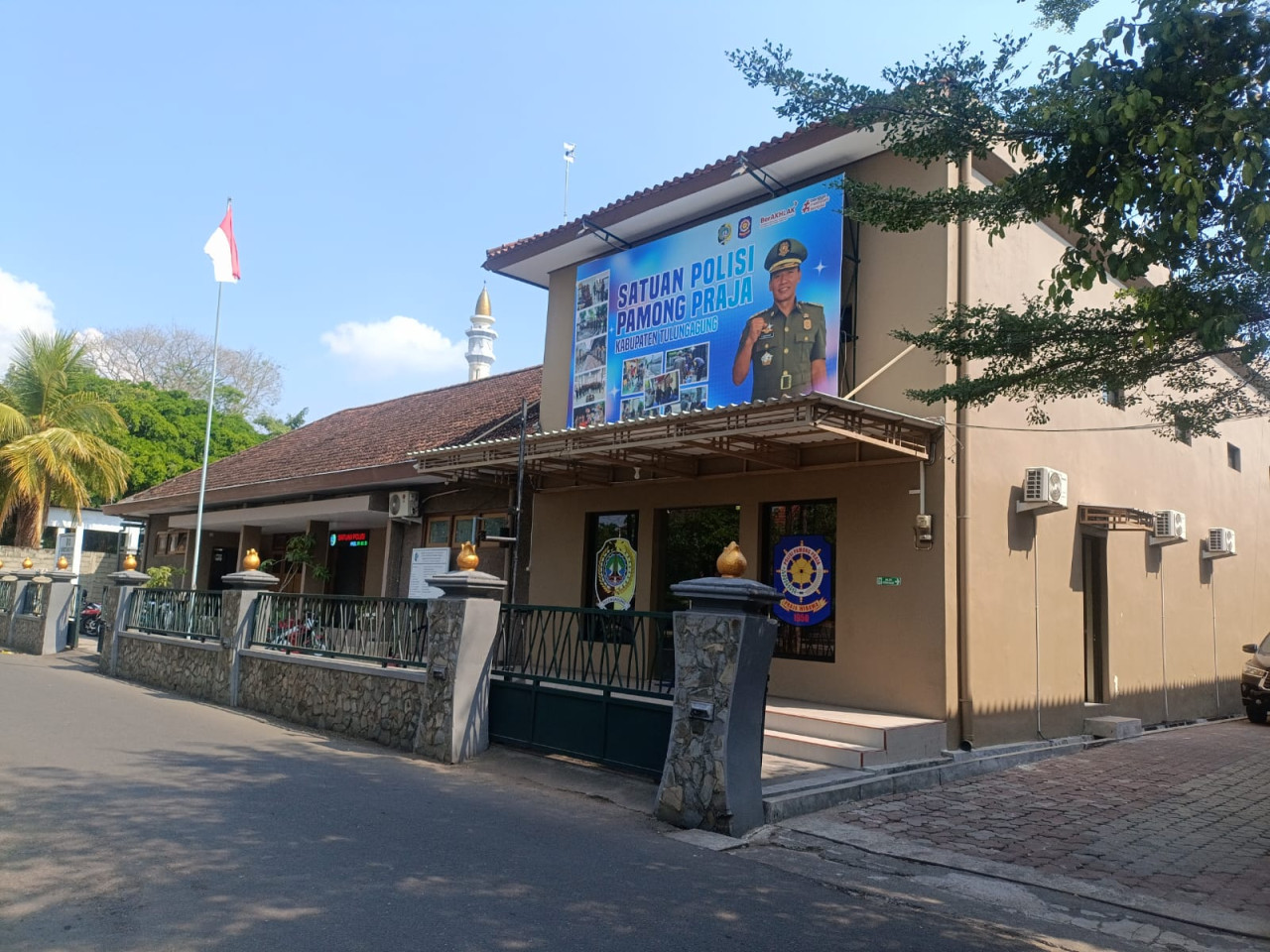 Pesta Miras Bareng Pencuri, Dua Petugas Satpol PP Tulungagung Disanksi