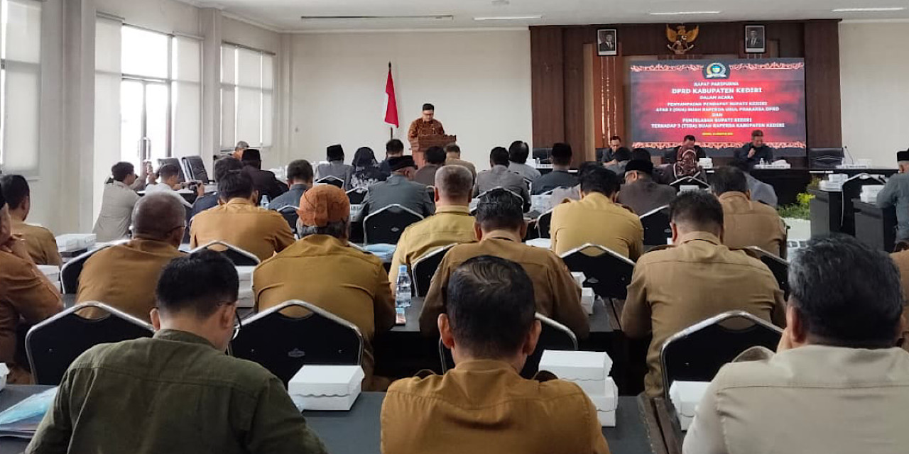 Rapat paripurna DPRD Kabupaten Kediri. (Foto: Nanik for jatimnow.com)