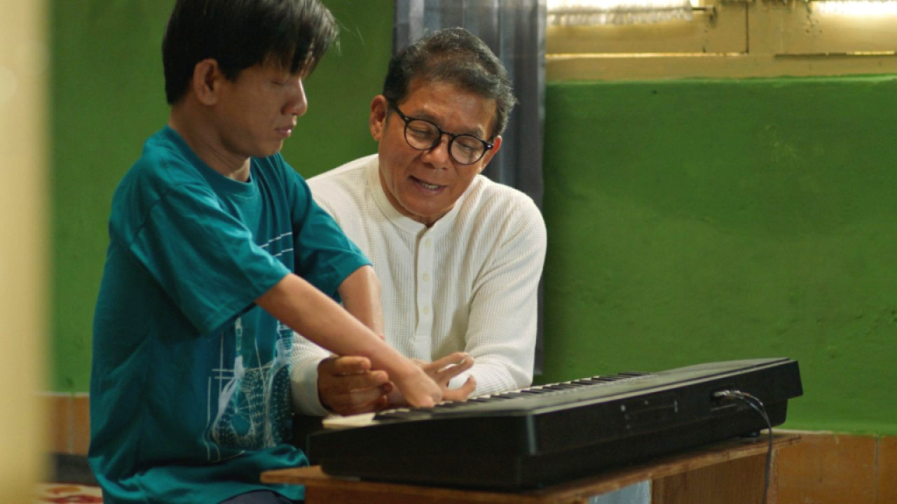 Film Istimewa mendorong semakin banyak orang melihat manusia secara utuh, bukan berdasarkan keterbatasan yang dimiliki. (Foto: Kairos Film for  jatimnow.com)