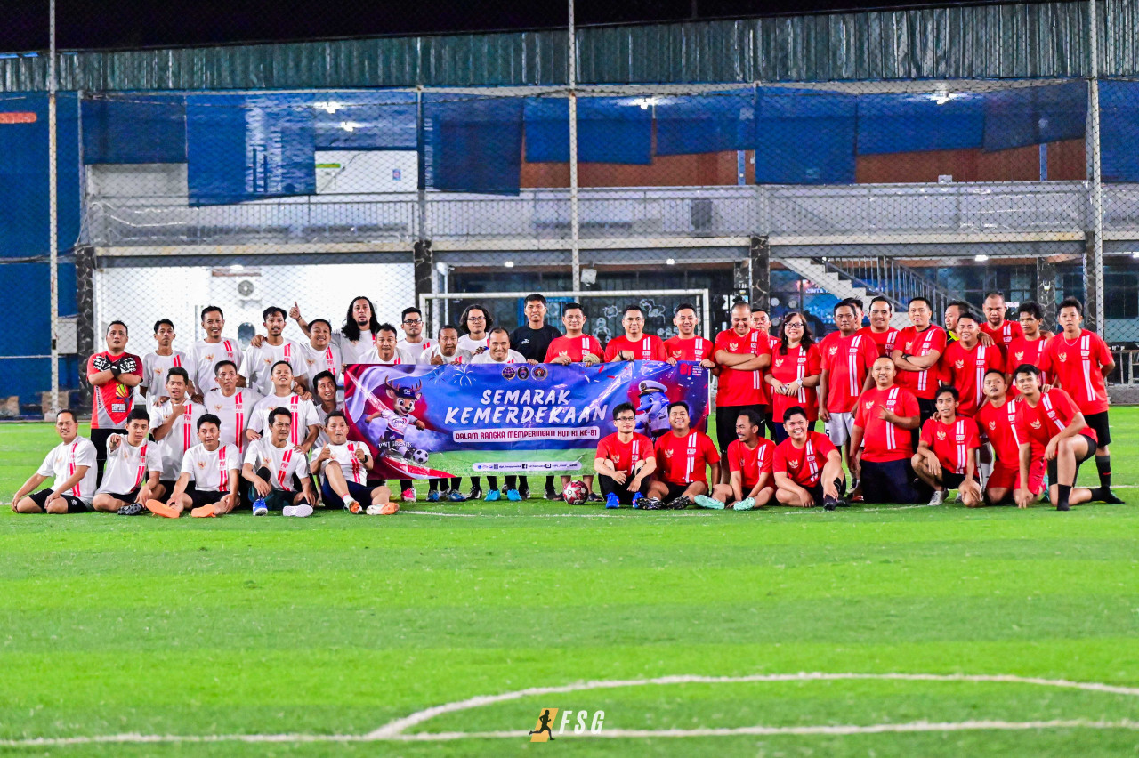 Sambut HUT RI, PWI Gresik dan KSOP Bersinergi Gelar Fun Football Kemerdekaan