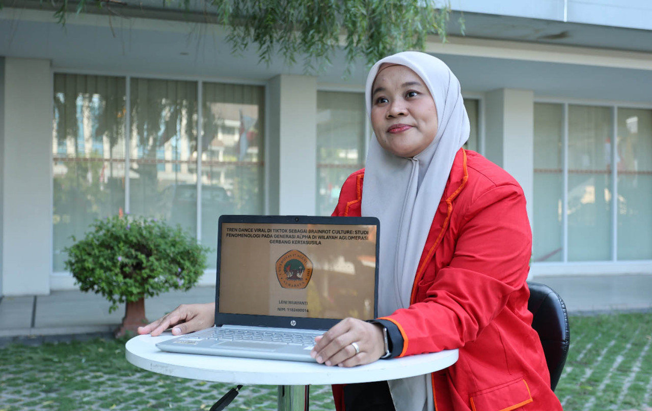 Leni Wijayanti, mahasiswa Magister Ilmu Komunikasi Universitas 17 Agustus 1945 (Untag). (Foto: Humas Untag Surabaya for jatimnow.com)