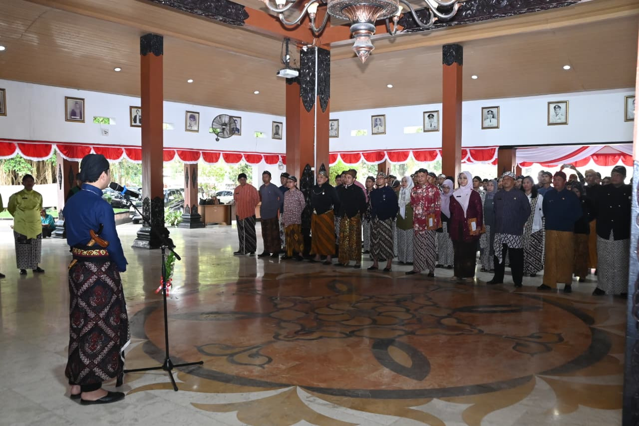 Lantik 62 Pejabat Baru, Bupati Trenggalek Minta Percepat Pelayanan