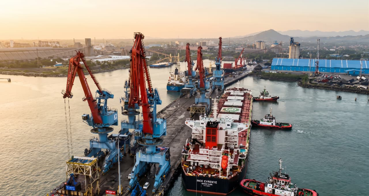 PTP Nonpetikemas Raih Silver ISRA 2026 untuk Sustainability Report