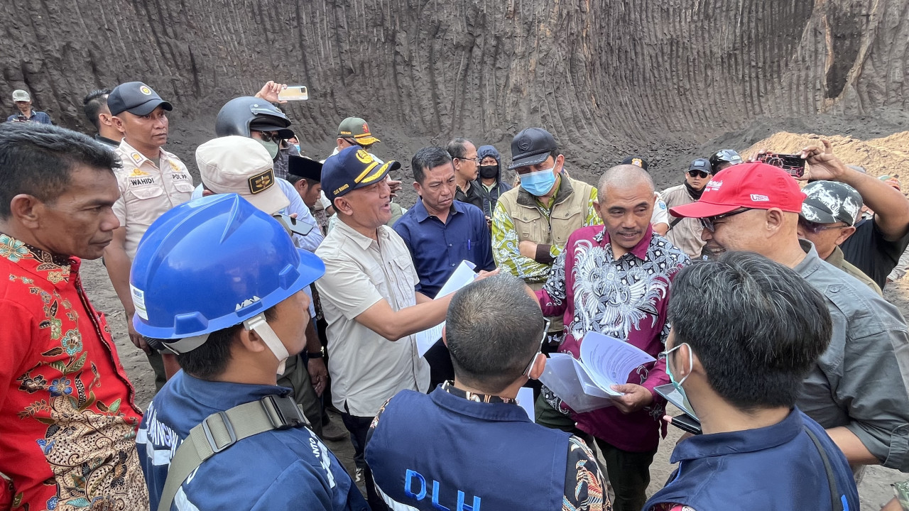 Sidak Pemkab Probolinggo disalah satu tempat tambang. (Foto: Ide Farid/jatimnow.com)