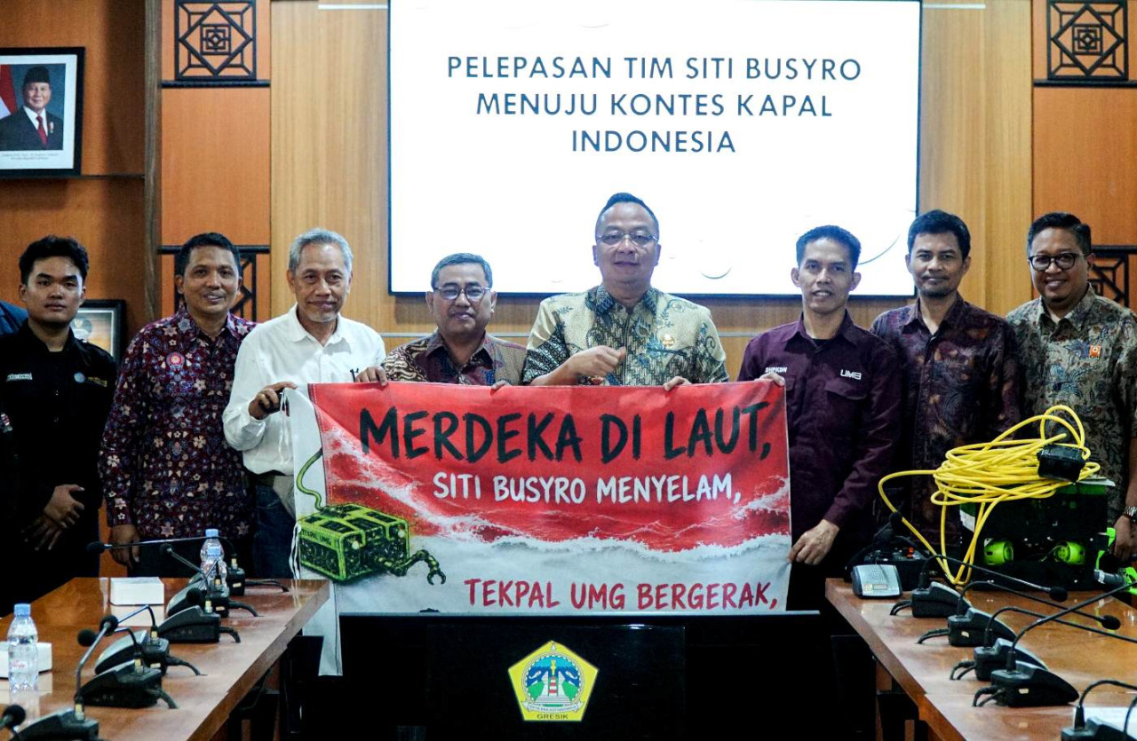 Wabup Gresik Lepas Tim Robot Bawah Air UMG ke Final Kontes Kapal Indonesia