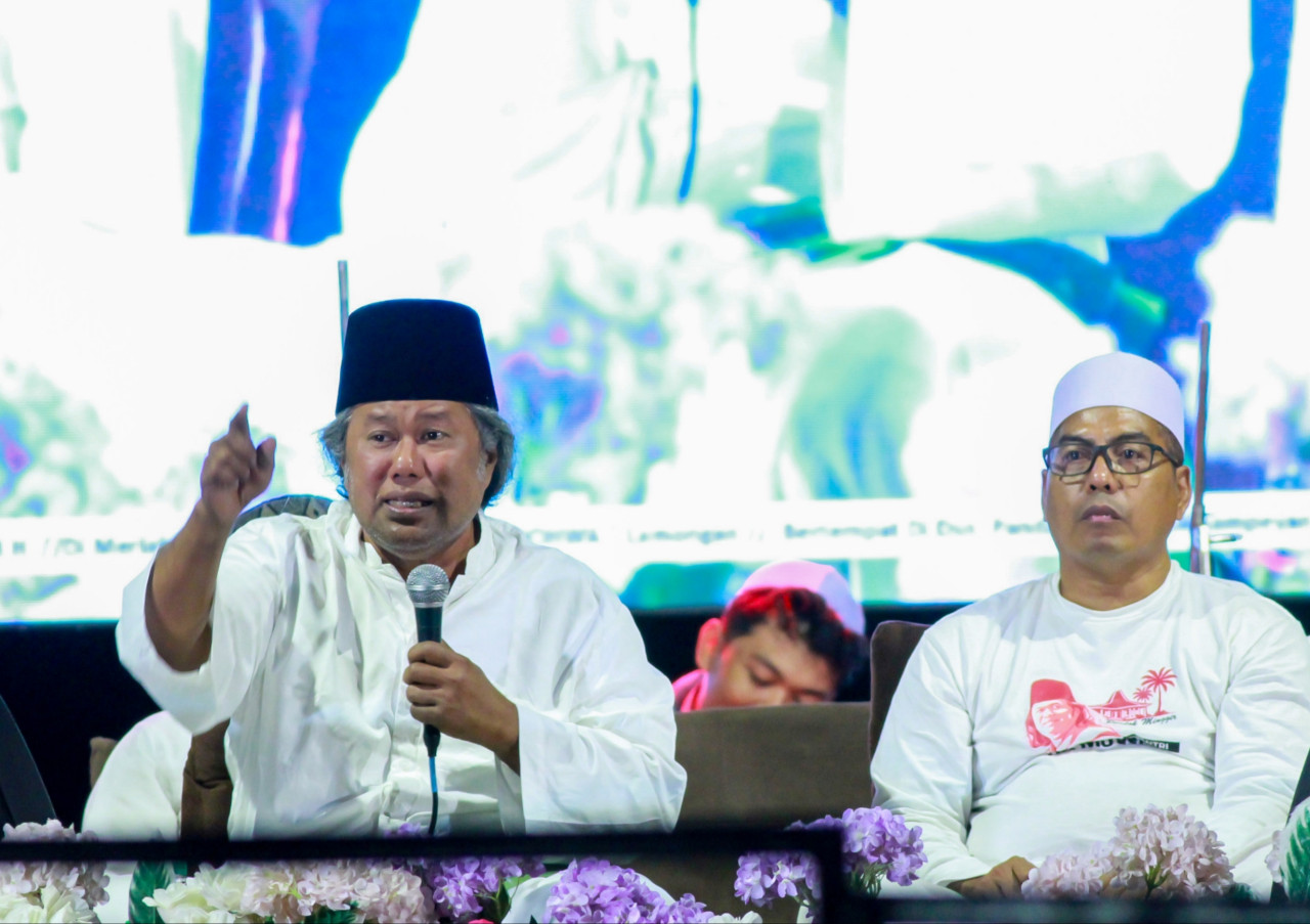 Hadir di Pandanan Gresik, Gus Muwafiq Ajak Masyarakat Tak Lupa Jasa Leluhur