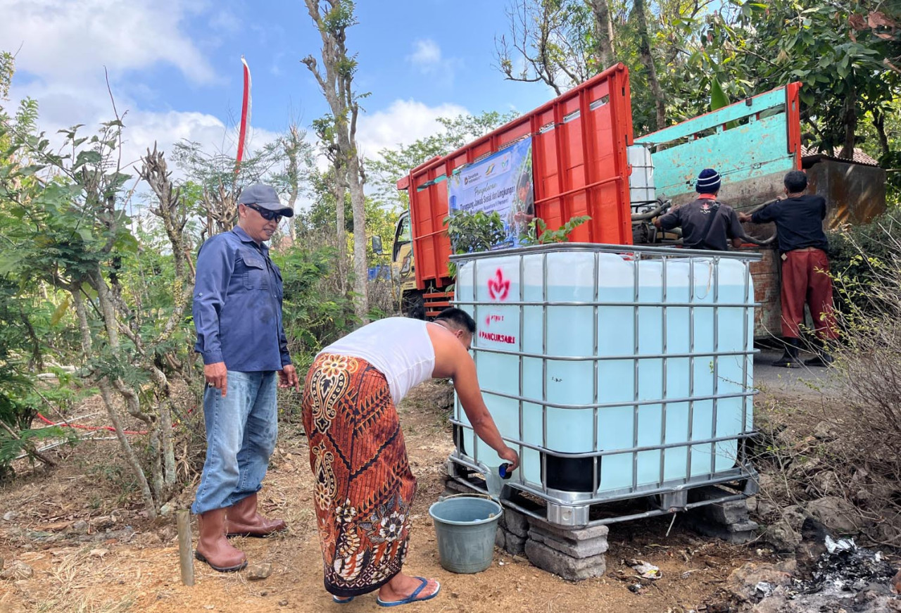 Kekeringan Melanda Malang, PTPN I Kirim 3.000 Liter Air per Hari