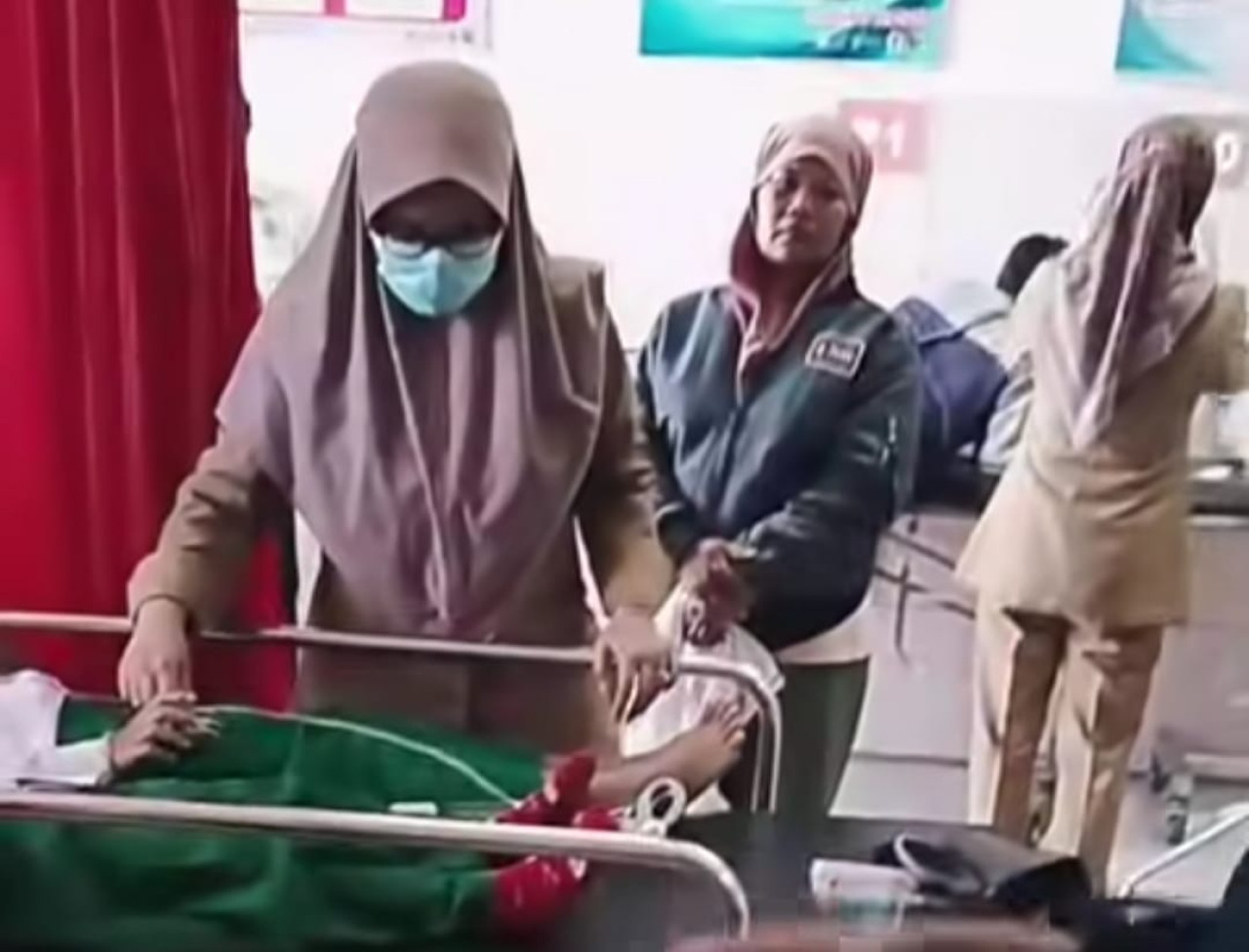 Diduga Keracunan MBG, 28 Siswa MI Gumukmas Jember Muntah-muntah