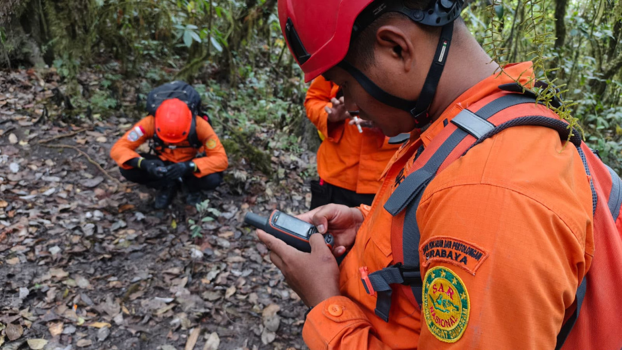 7 Pendaki Ilegal Gunung Semeru Diamankan, Terancam Penjara-Denda Rp100 Juta