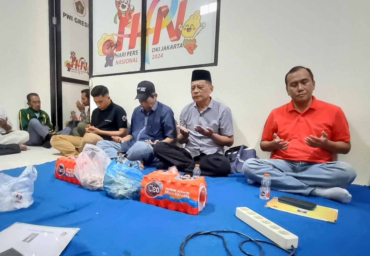 PWI Gresik Doakan 5 Jurnalis Peliput Erupsi Anak Krakatau Ditemukan Selamat