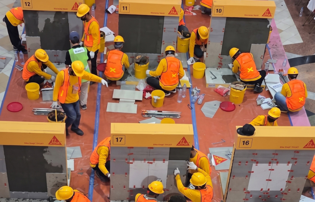 Sika Uji 120 Ahli Pasang Keramik Jatim, Tiket Global Jadi Taruhan