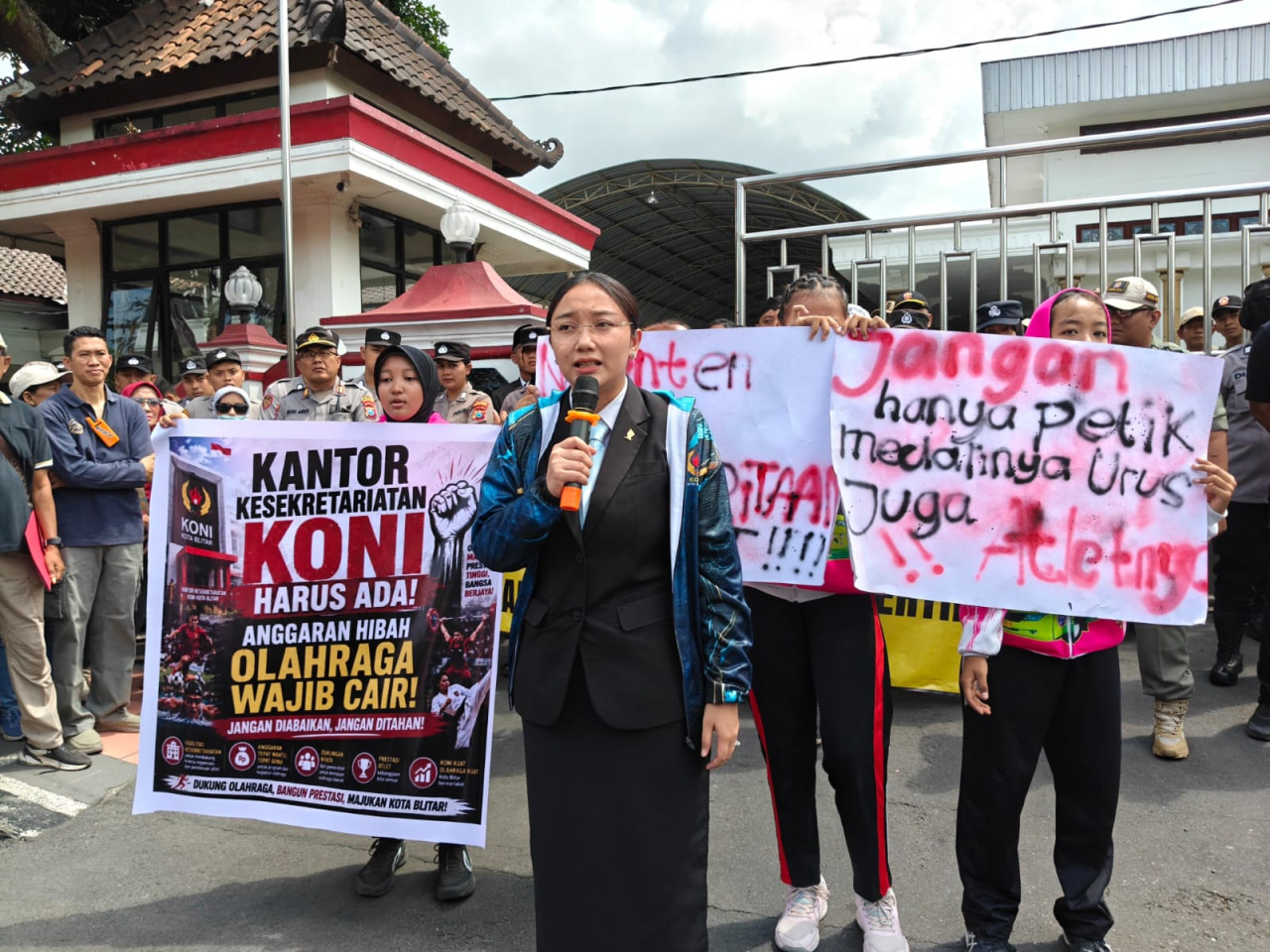 Ajak Anak Demo, Wakil Wali Kota Blitar Dilaporkan Polisi