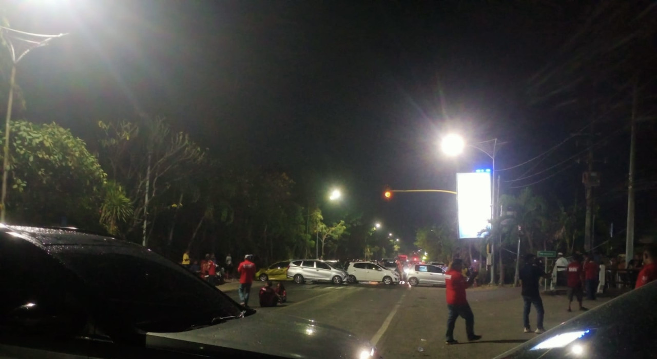 Pantura Diblokade Dua Jam, Oknum Ormas Tantang Media di Probolinggo