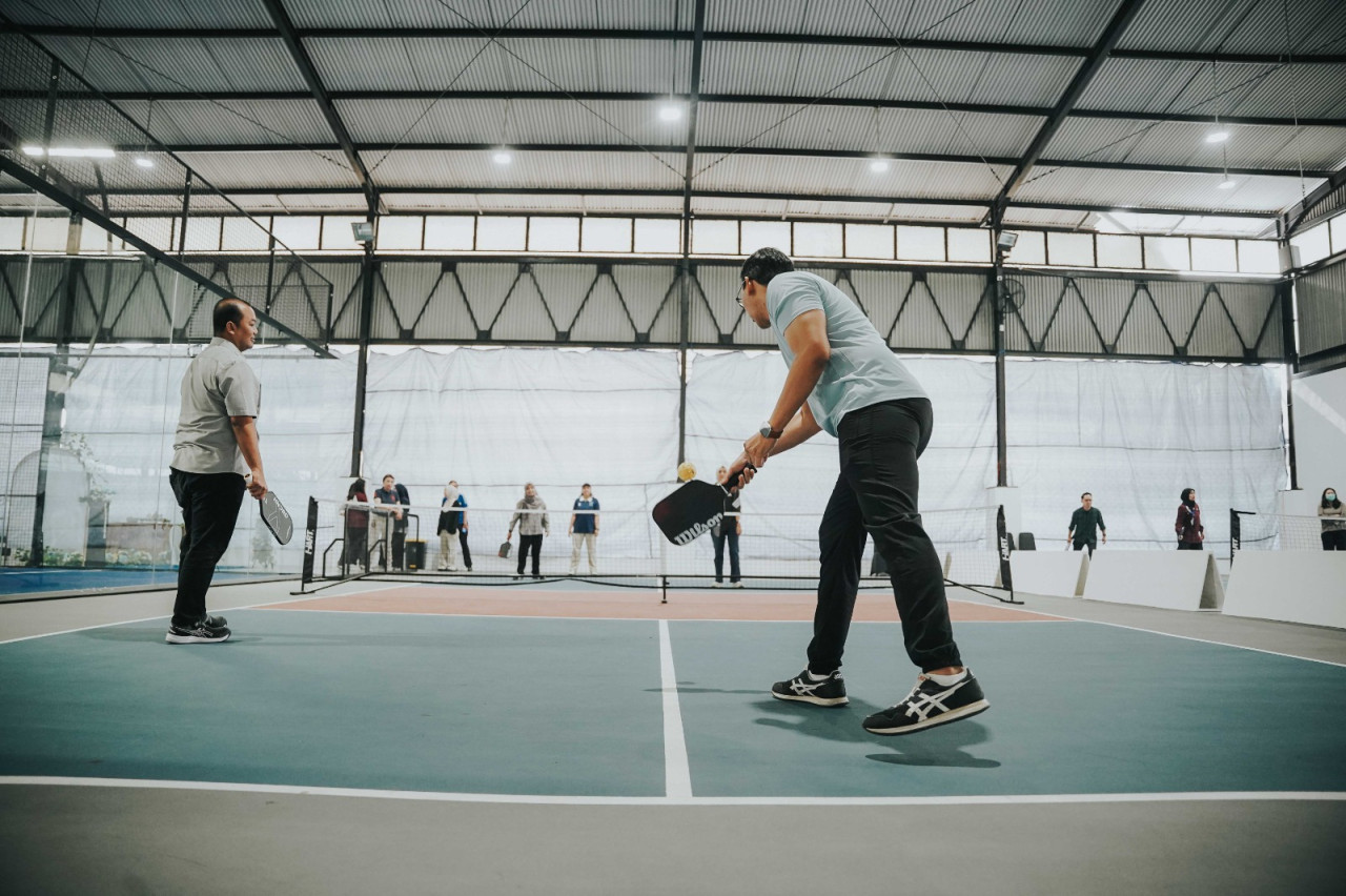 Trial lapangan Padel dan Pickelbaall di Kawasan Industri SIER (foto: SIER for jatimnow.com)