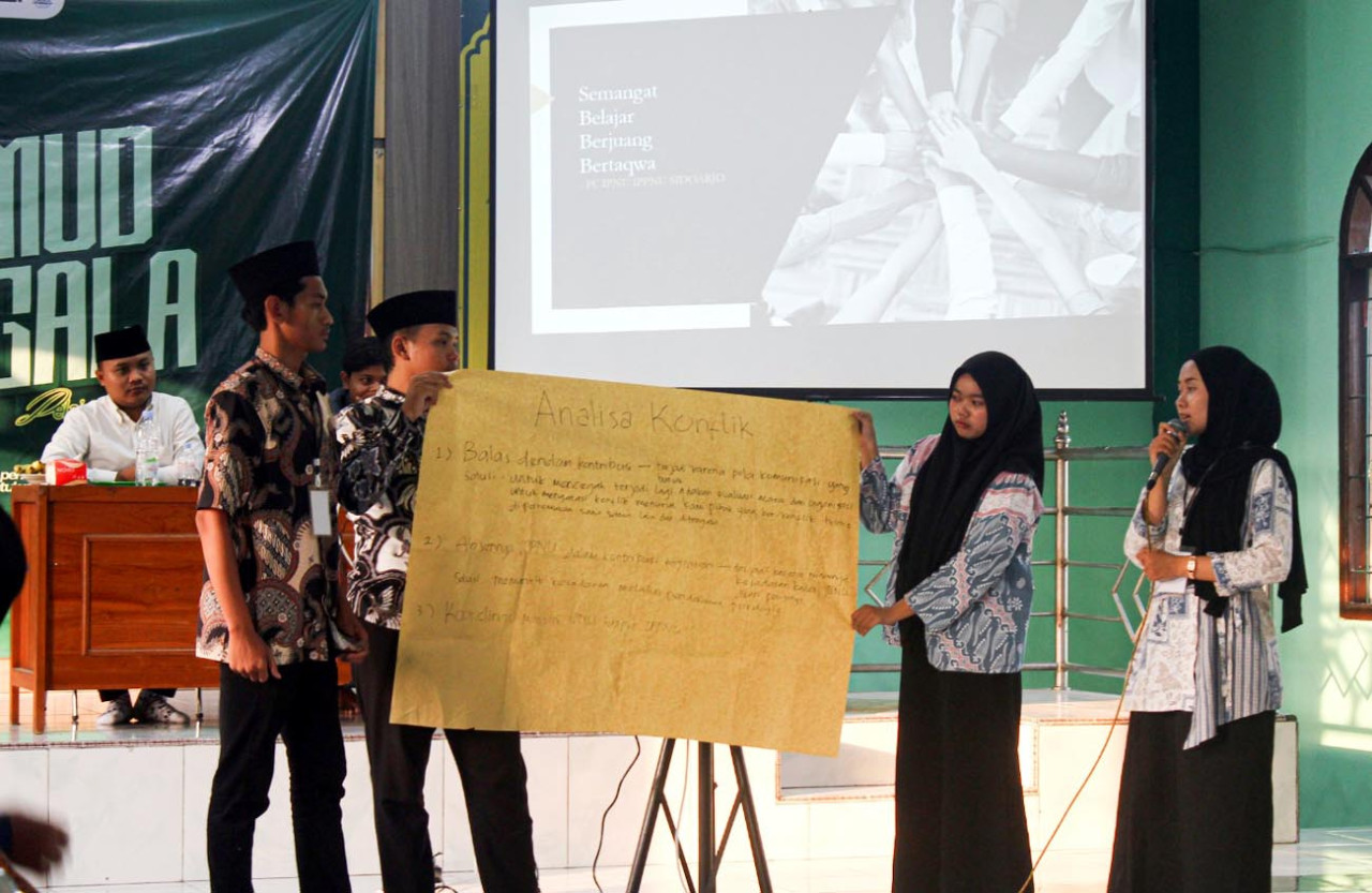 Kader IPNU dan IPPNU Kecamatan Jabon mengikuti Lakmud Jenggala 2026 di MINU Jabon Sidoarjo. (Foto: IPNU for jatimnow.com)
