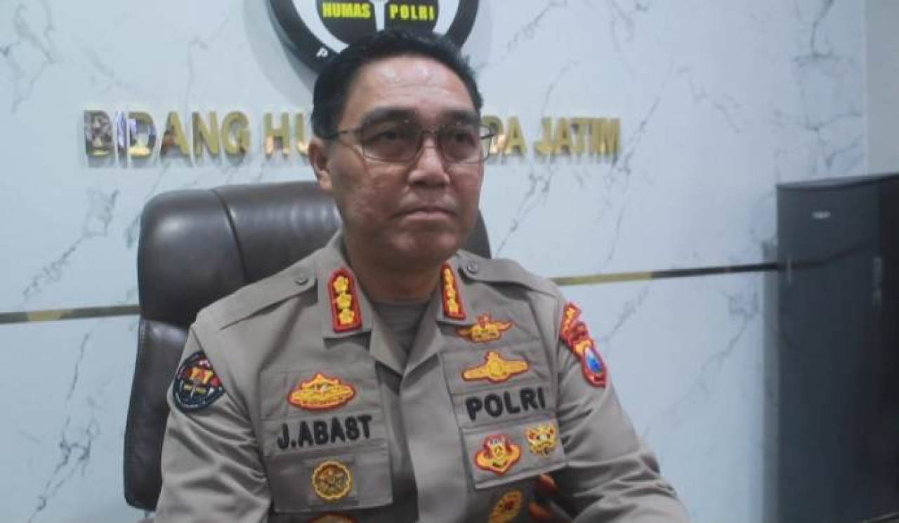 Kabid Humas Polda Jatim Kombes Pol Jules Abraham Abast. (Foto: Sujianto/jatimnow.com)