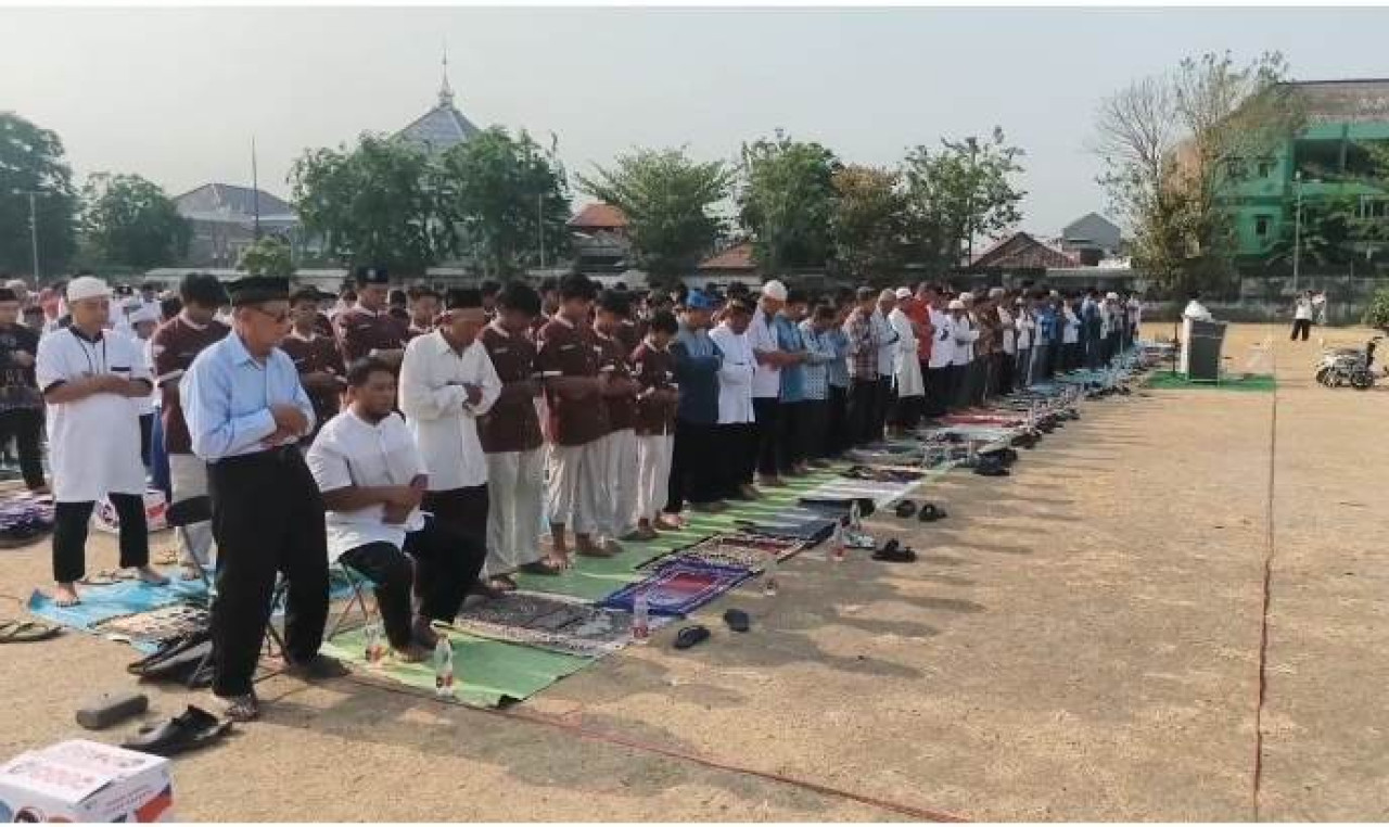 Warga Muhammadiyah, NU hingga LDII di Surabaya Salat Bersama Minta Hujan
