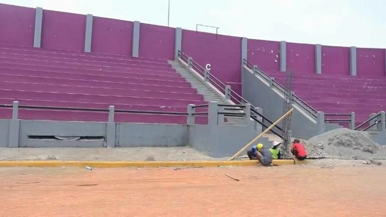 PUPR Kota Kediri Kebut Pemasangan Pagar Stadion Brawijaya