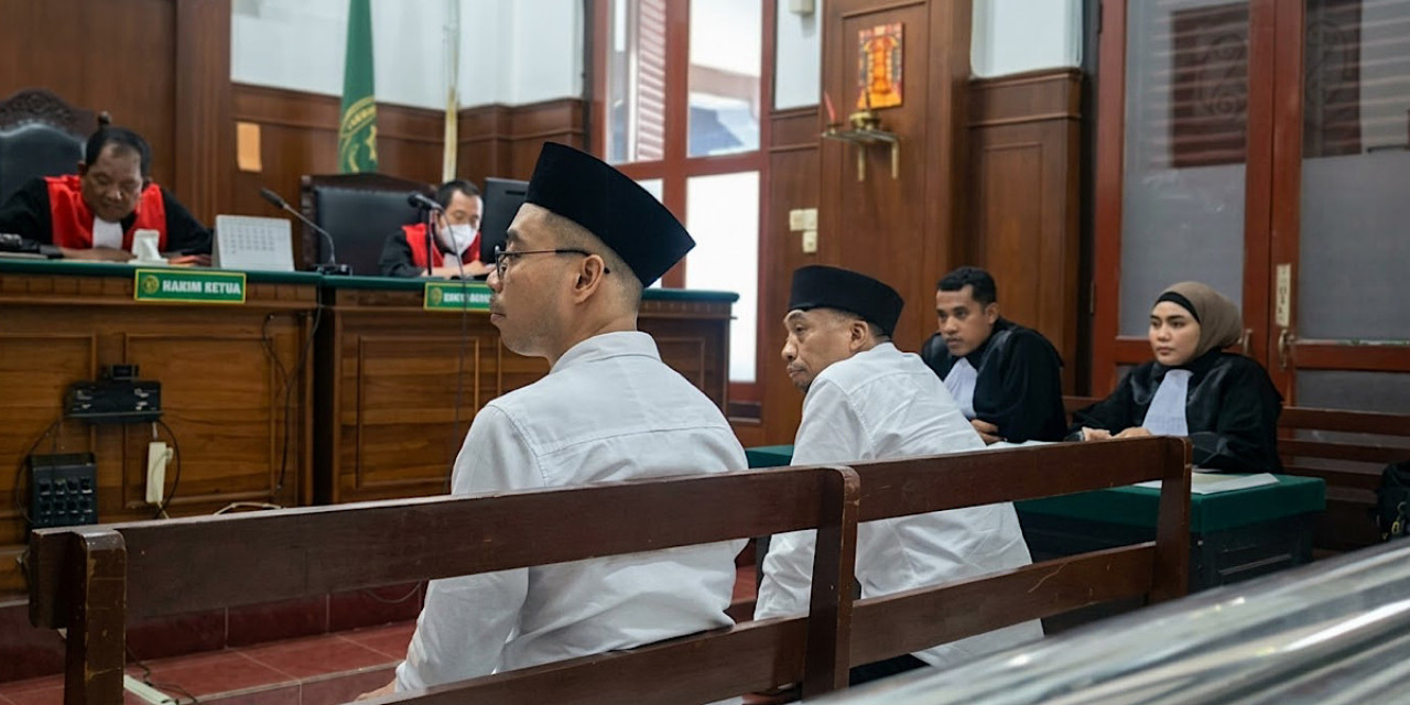 Sidang kasus penganiayaan di kawasan pasar buah Tanjung Sari Surabaya pada 30 Mei 2026 lalu. (Foto: Sujianto/jatimnow.com)