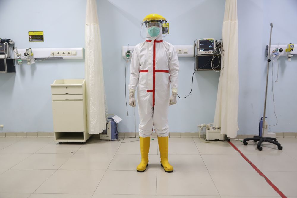 Pelindo III beri bantuan 90 ribu unit APD melalui Kementerian BUMN