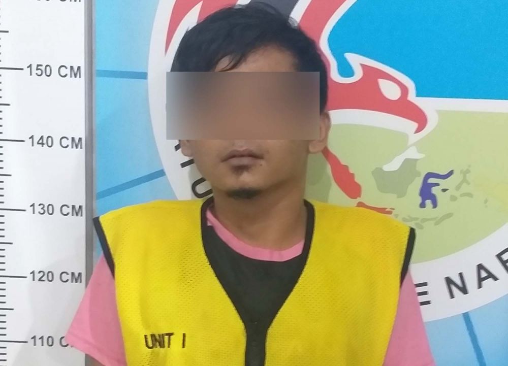 Ahmad Albar, pengedar pil koplo yang ditangkap Unit I Satresnarkoba Polrestabes Surabaya