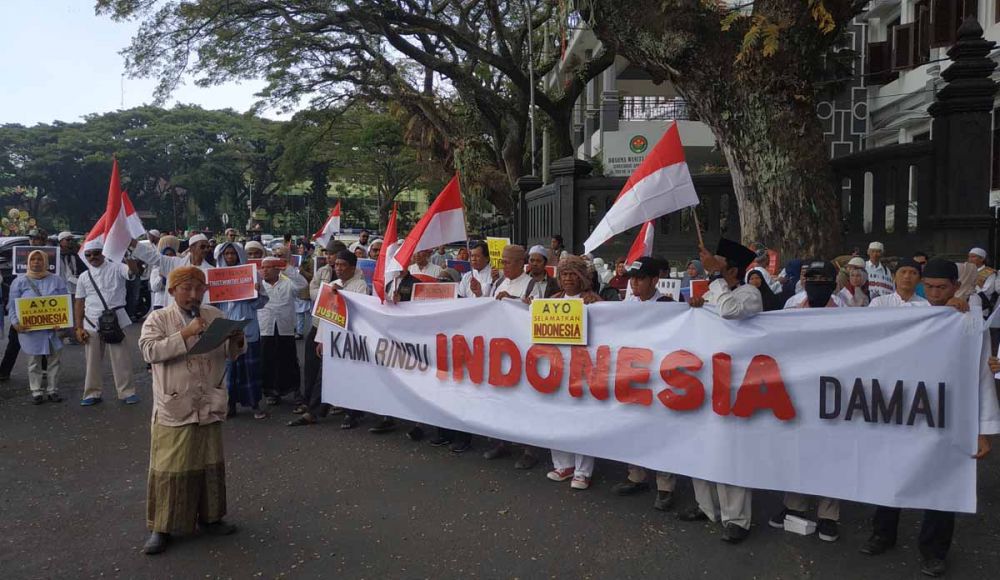 Aksi dukung MK dan KPU dari Kota Malang