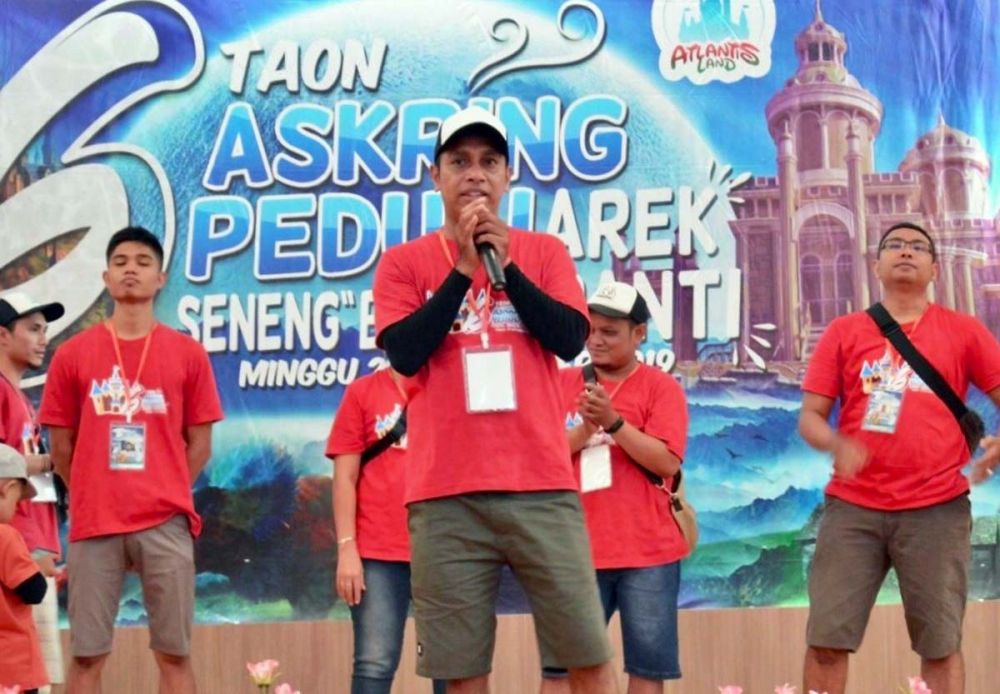 Askring Peduli mengajak anak-anak yatim piatu ke Atlantic Land, Kenjeran Park, Surabaya
