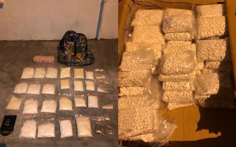 Barang bukti yang disita Satresnarkoba Polrestabes Surabaya dari tangan Telo, bandar narkoba jaringan Surabaya-Sidoarjo