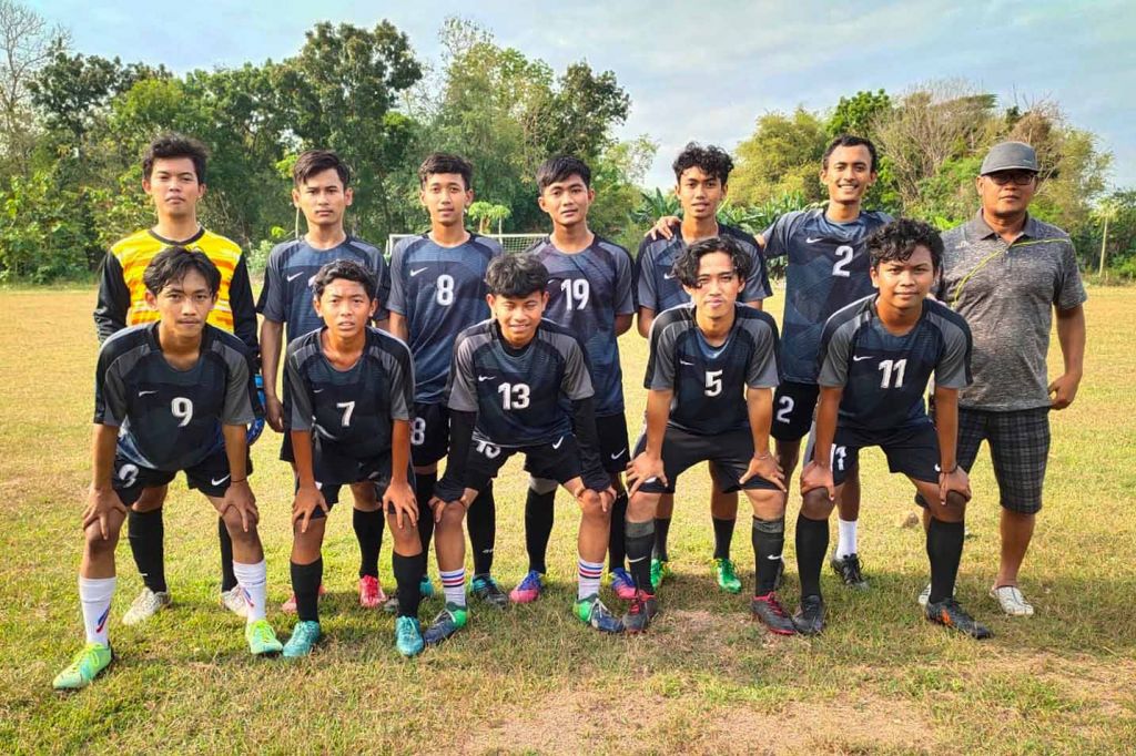 Foto tim Duduksampeyan Football Club (DFC) (Foto: Istimewa)