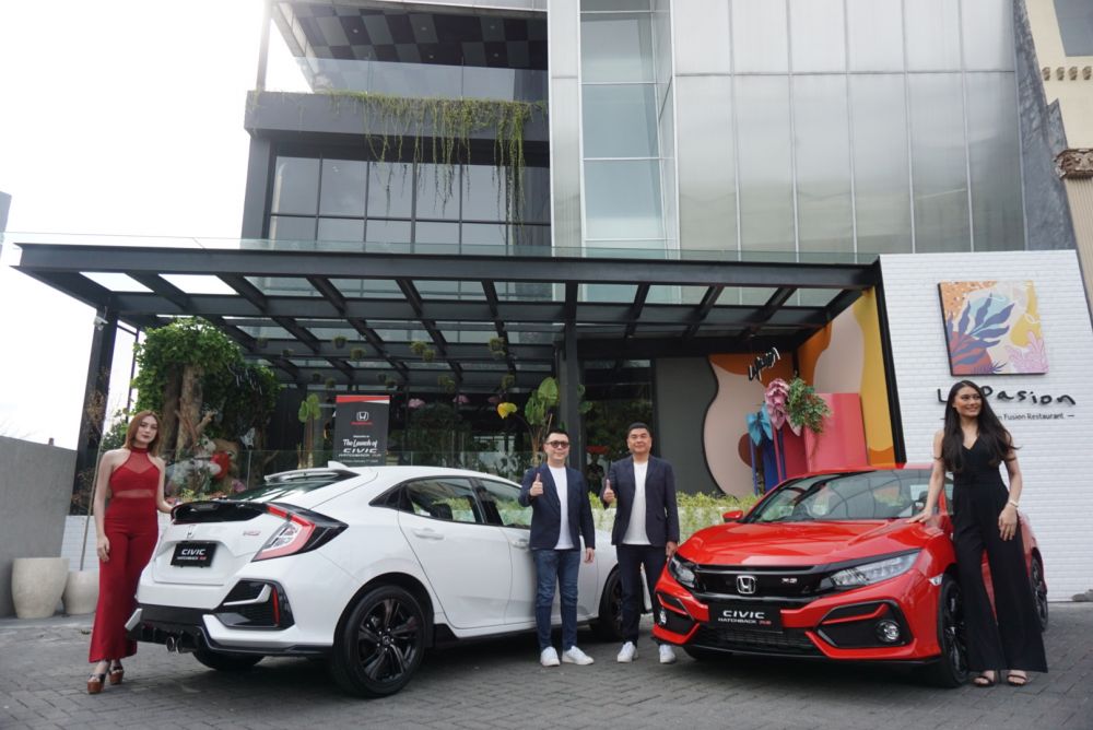 Peluncuran New Honda Civic Hatchback RS di Pakuwon Square, Surabaya (foto dokumen)