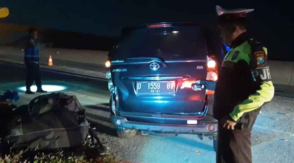 Kendaraan yang mengalami kecelakaan di Tol Ngawi