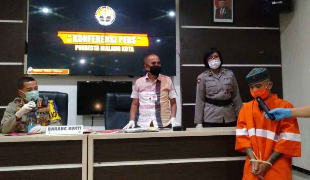 Kurir sabu dan ineks ditangkap Satresnarkoba Polres Kota Malang 