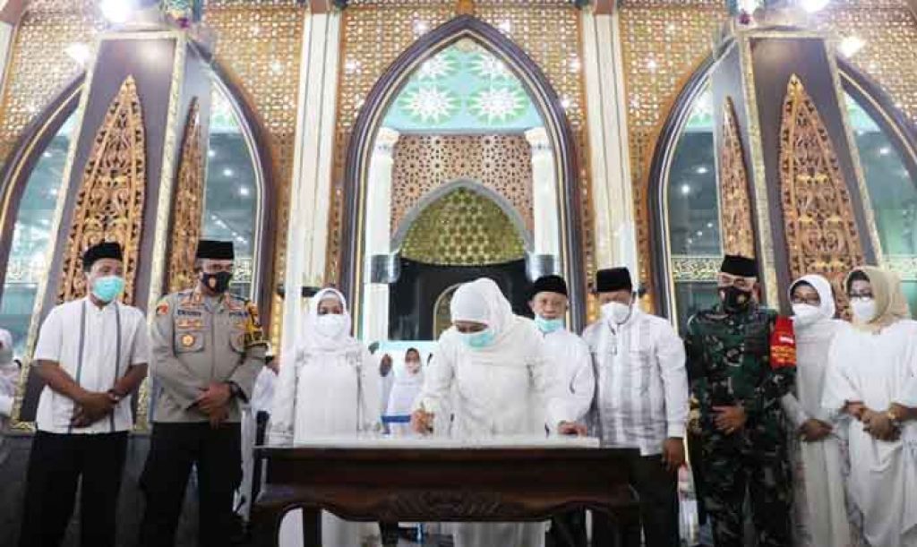 Gubernur Khofifah Resmikan Masjid Agung Kota Mojokerto