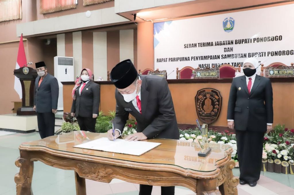 Gubernur Jawa Timur, Khofifah Indar Parawansa di Ponorogo