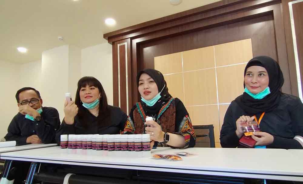 Anggota DPRD Kota Surabaya akan bagikan vitamin hingga APD