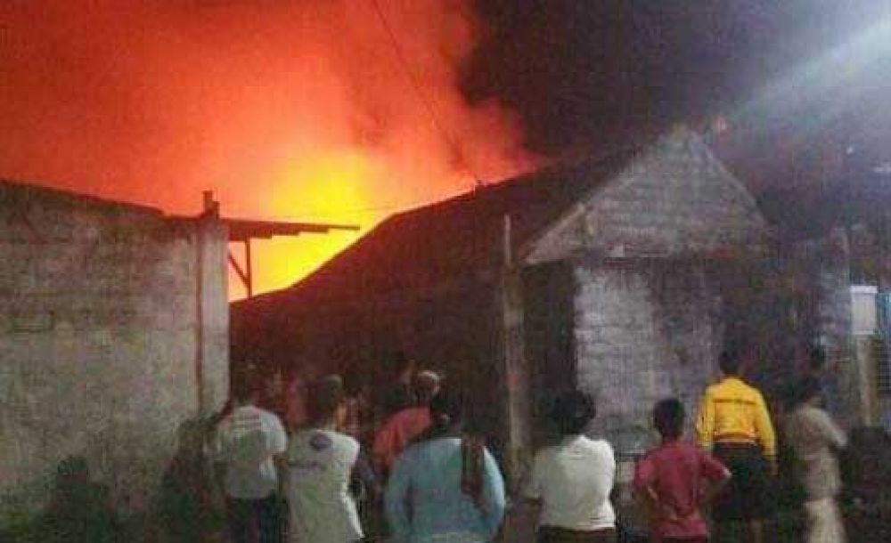 Kebakaran di rumah Tohir di Probolinggo