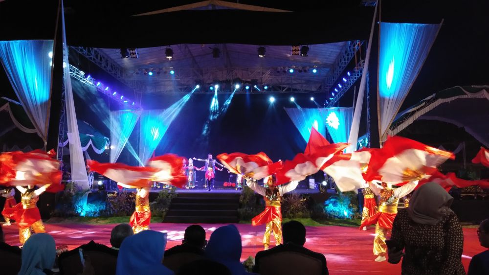 Kemeriahan Festival Kesenian Pesisir Utara 2019 di Sampang