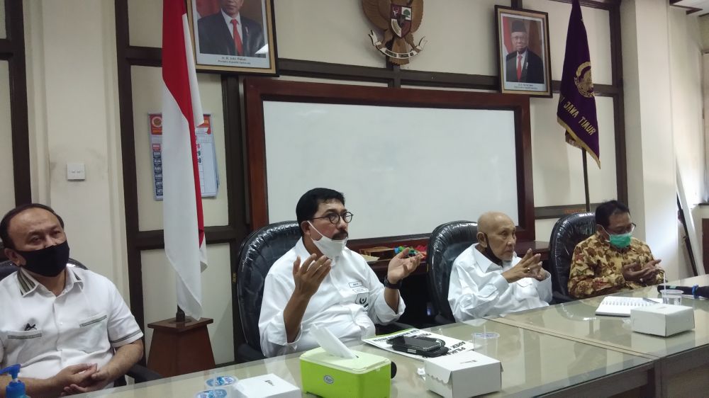 Calon Wali Kota Surabaya Irjen Pol (Purn) Machfud Arifin saat bersilaturahmi bersama para veteran dan pengurus Dewan Harian Daerah 45 Jatim