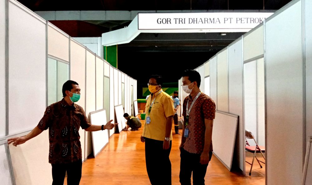 Gedung Serba Guna Tri Dharma milik PT Petrokimia Gresik jadi tempat isolasi mandiri pasien Covid-19