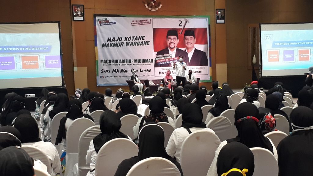 Mujiaman Sukirno bertemu dengan ratusan anggota Komunitas Hijabers Surabaya