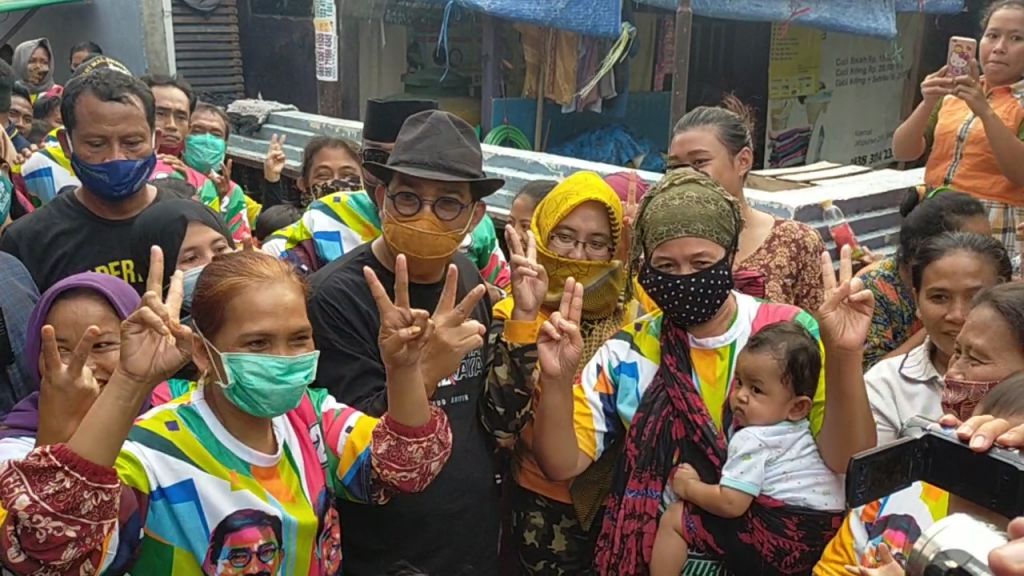Calon Wali Kota Machfud Arifin disambut antusias warga Semampir, Surabaya